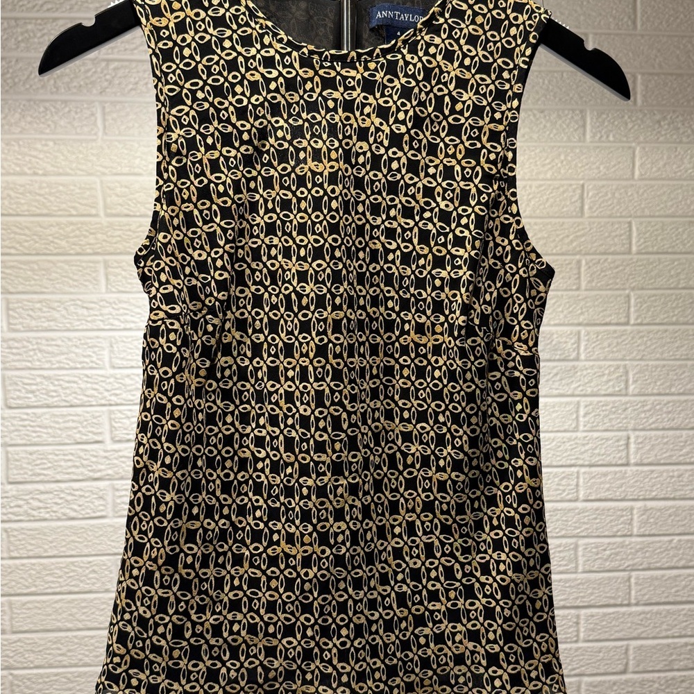 Ann Taylor Black and Gold Fitted Sleeveless Tank Top‎